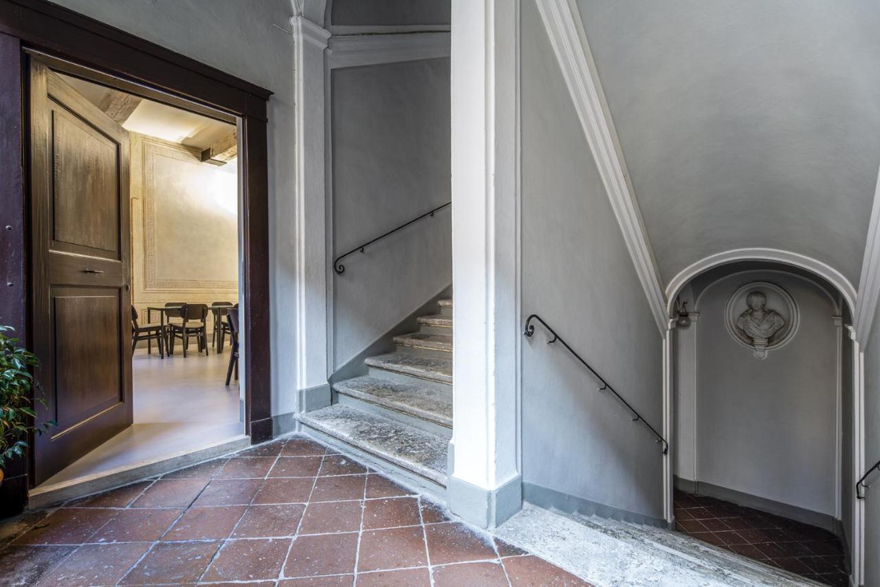 Residenza D'Epoca Le Aquile Bed and Breakfast Siena Exteriör bild